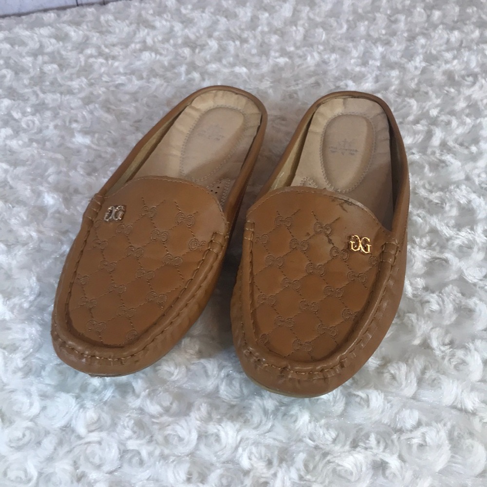 Sets the couture loafers